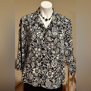 The TOG Shop Light SummerBlack & White Floral Print Black 4 Buttons Jacket Sz XL